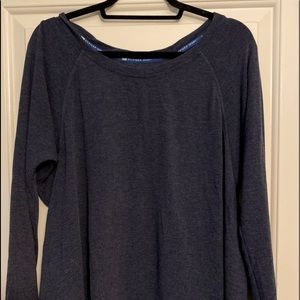Tommy Hilfiger sport long sleeve size medium, light navy color